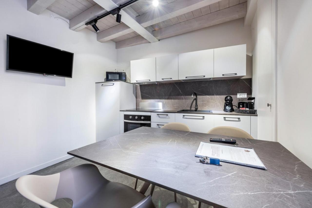 La Casa Incartata - Carta Da Zucchero Toscolano Maderno Bagian luar foto